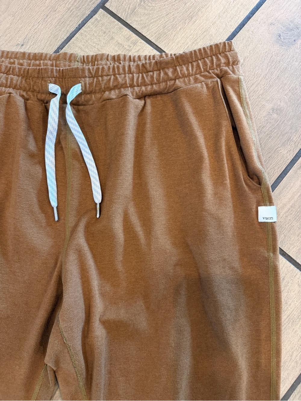 Vuori Brown Drawstring Jogger Pants - Picture 5 of 8